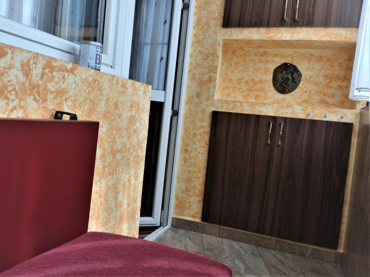 Apartament Maria Boekarest Buitenkant foto