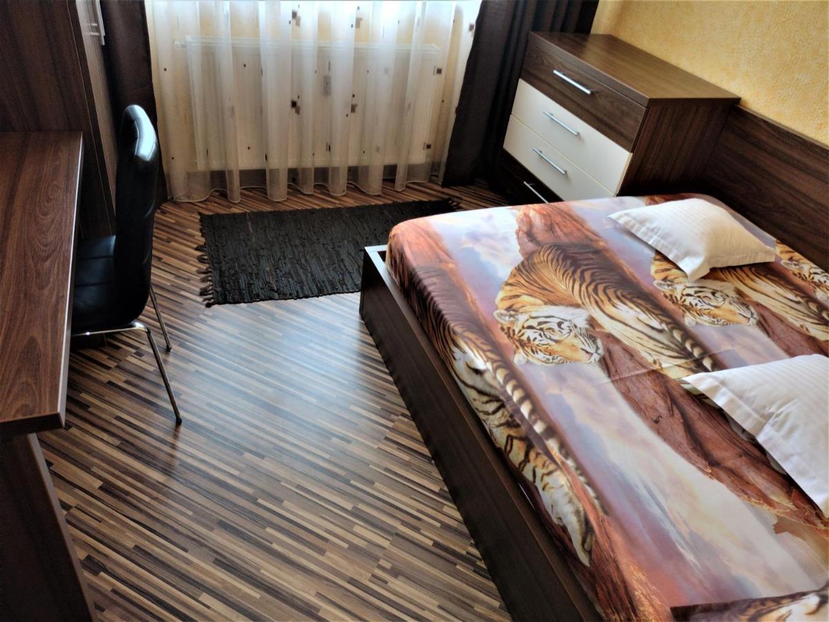 Apartament Maria Boekarest Buitenkant foto