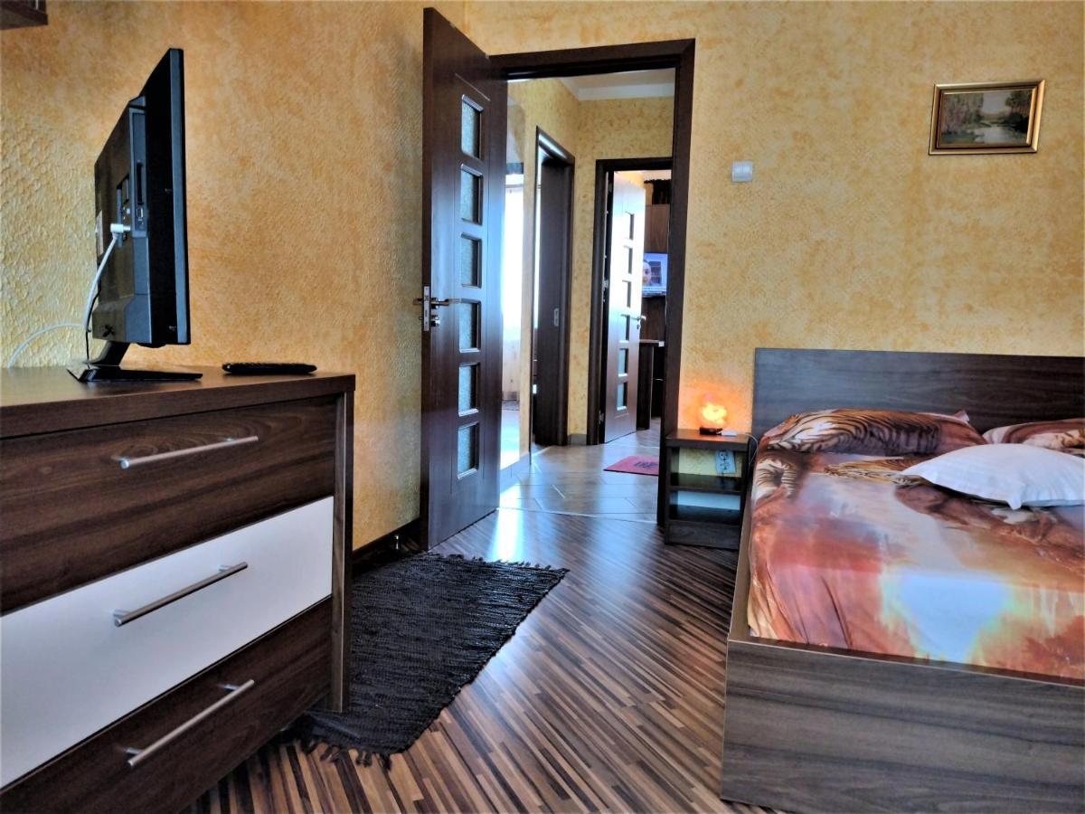 Apartament Maria Boekarest Buitenkant foto